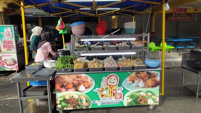 Yong Tau Foo Salmah Gebu